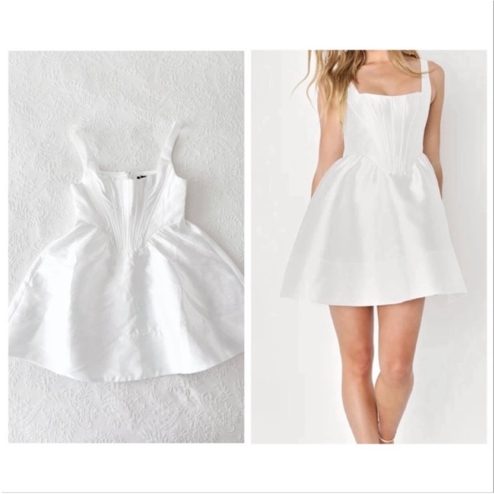 NWOT Lulus Bubbly Love White Taffeta Corset Mini Dress Medium
